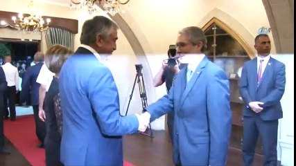 KKTC Cumhurbaşkanı Akıncı, Eşi İle Resepsiyon Verdi