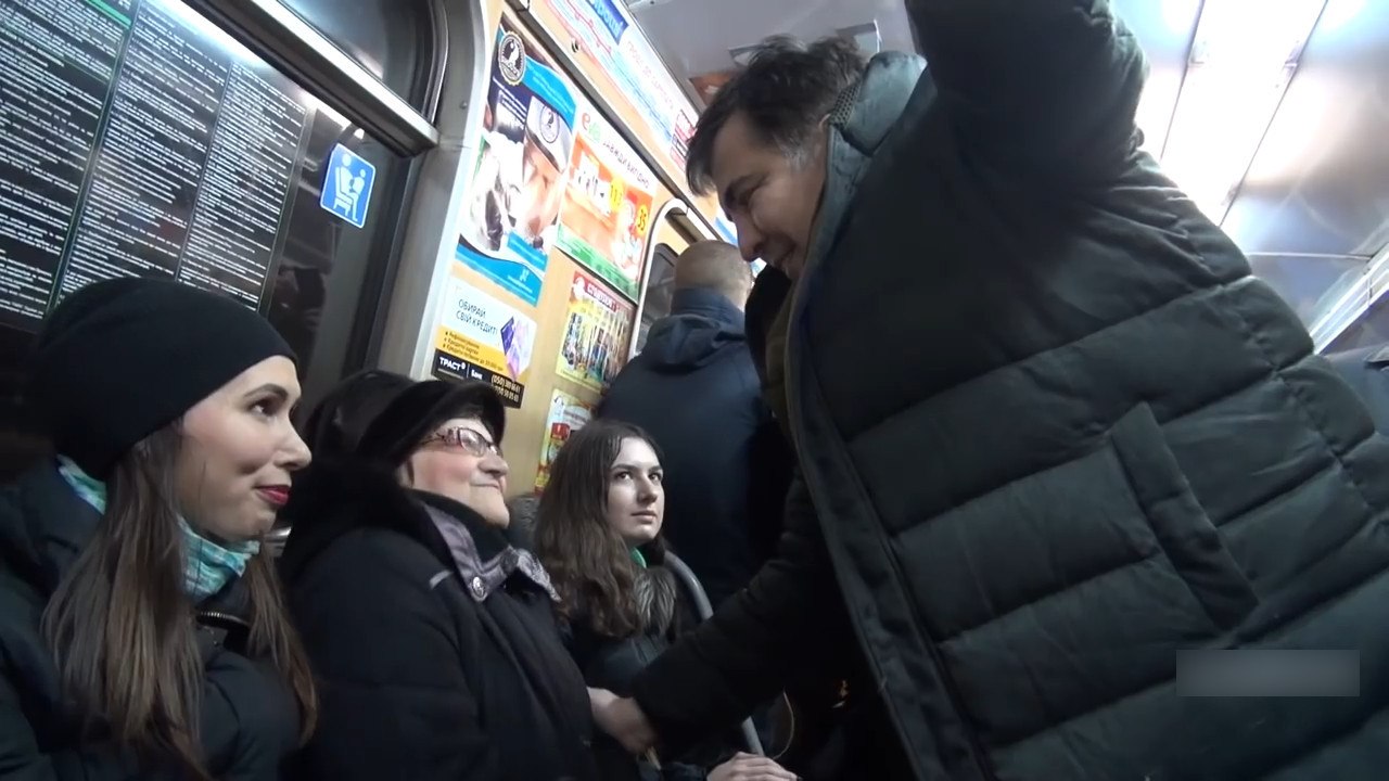 Ищем ВК девушек из харковского метро при помощи FindFace