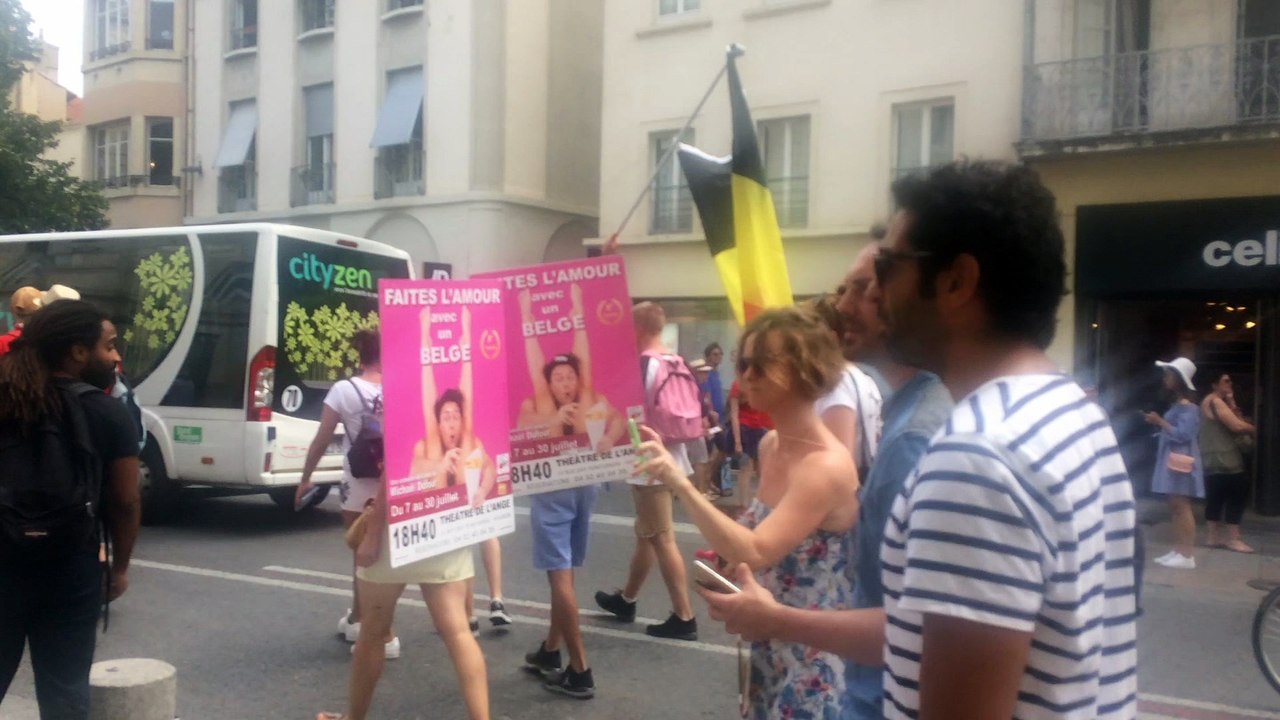 Les artistes belges fêtent le 21 juillet dans les rues d'Avignon