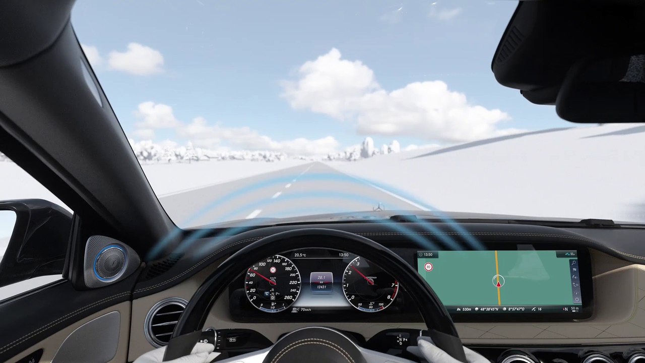 The new Mercedes-Benz S-Class - Active Lane Keeping Assist and Active Lane Keeping Assist