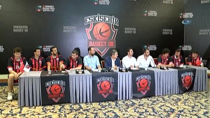 Eskişehir Basket'te 7 İmza Birden