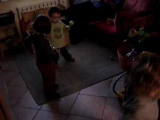 2ans de tom et william 201007 2eme