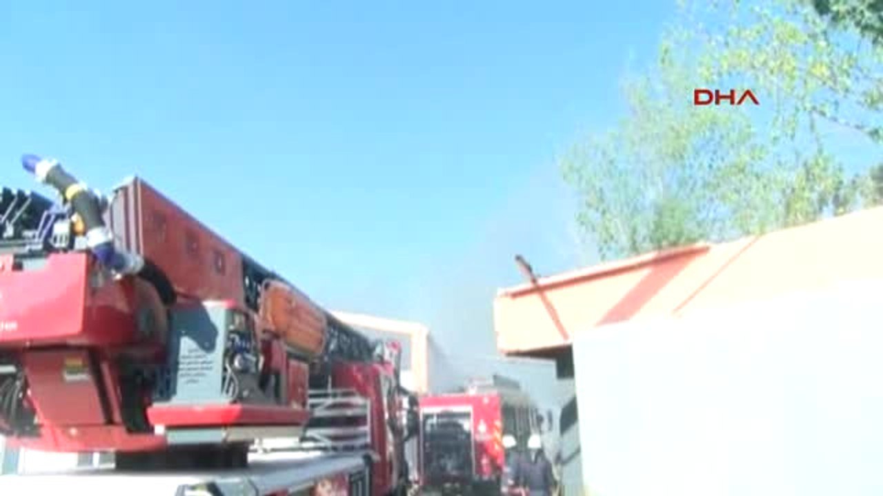 Çatalca'da Sanayi Sitesinde Yangın