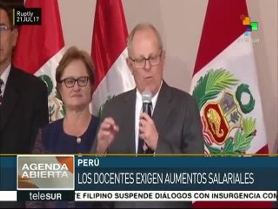 Gobierno de Perú decreta emergencia tras 36 días de huelga de maestros
