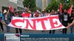 Maestros de la CNTE marchan contra la reforma educativa en México