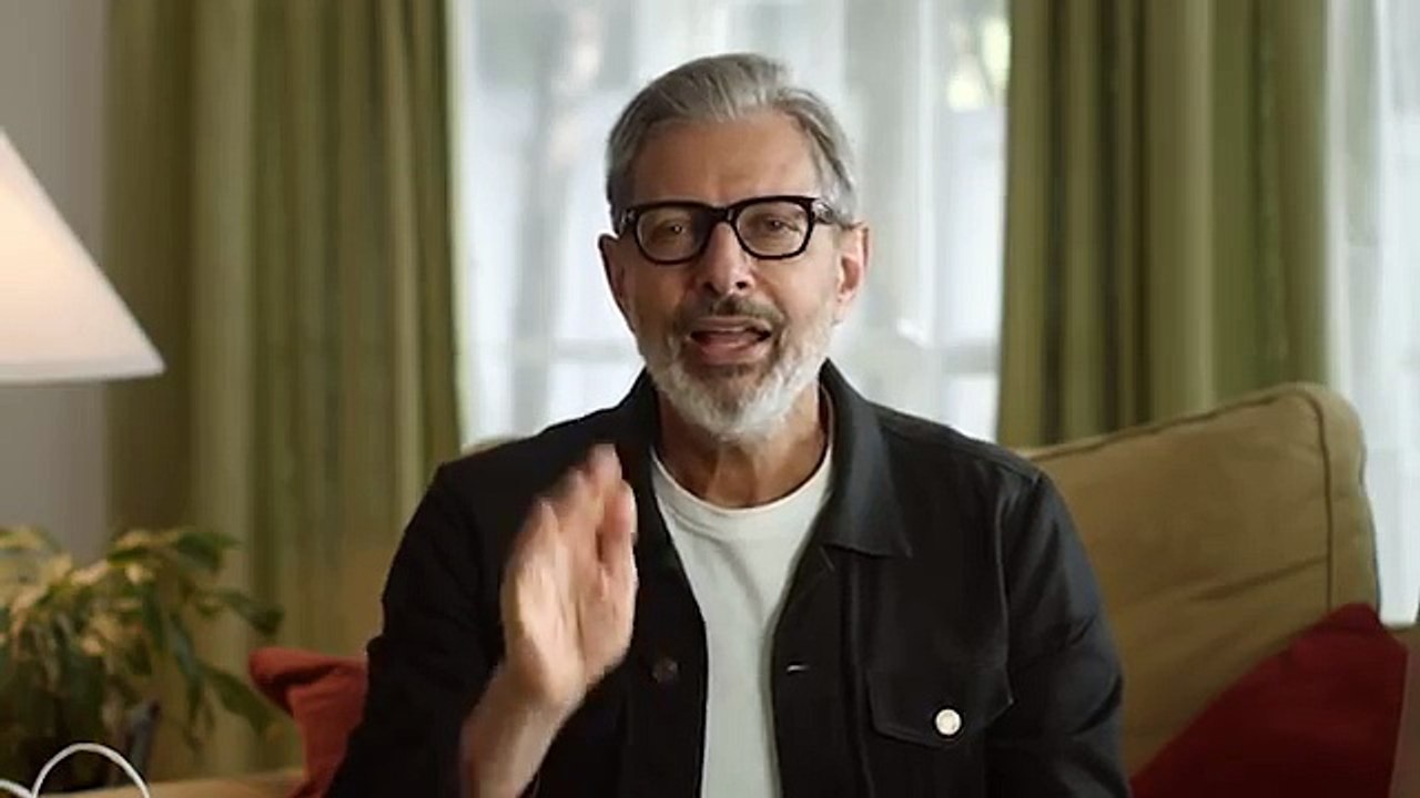 Less Talk More Eat | Menulog & Jeff Goldblum 15 TV Ad | Shirts off for 25% Off