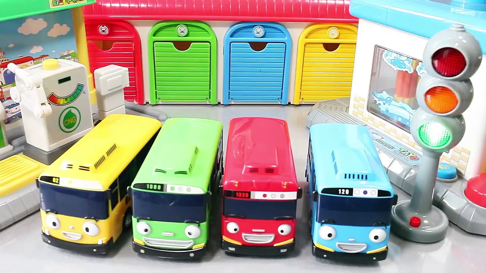juguetes de tayo el pequeño autobus