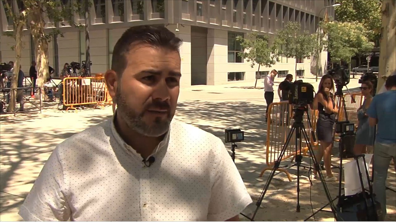 احتجاز رئيس الاتحاد الإسباني لكرة القدم بقضية فساد