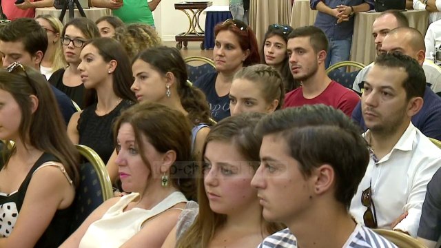 Veliaj: Në 6 muaj, 2.4 herë rritje numri i turistëve - Top Channel Albania - News - Lajme