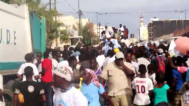 Campagne électorale 2017 : Wade accueilli à grande pompe à Médina (vidéo)