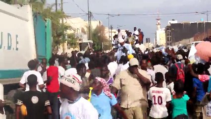 Campagne électorale 2017 : Wade accueilli à grande pompe à Médina (vidéo)