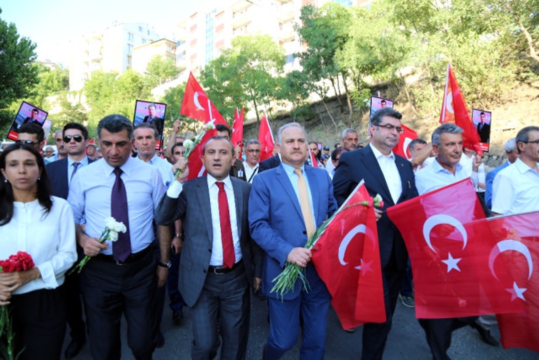 Tunceli'de "Terörü Protesto Yürüyüşü"