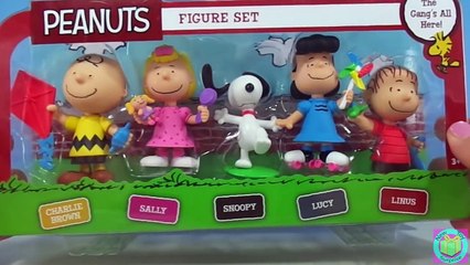 Le plus grand marron Oeuf géant film cacahuètes jouets La surprise de Charlotte surprend snoopy lucy linus