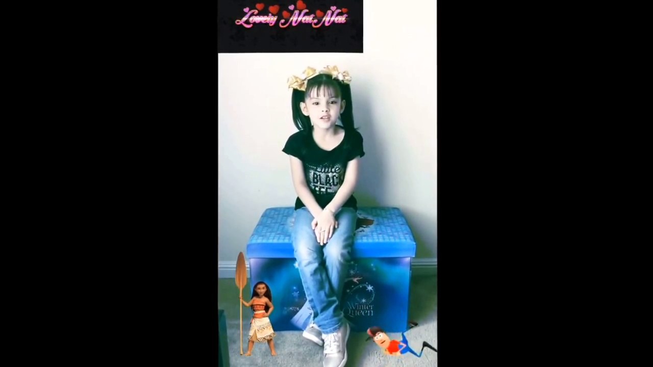 Indoor Swimming Pool, Fun Family Day, Beat Shakira feat. Maluma Chantaje 2017.