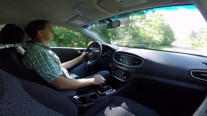 2017 Hyundai Ioniq Hybrid - Complete Review