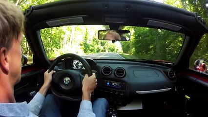 Alfa Romeo 4C Spider 2016 Review