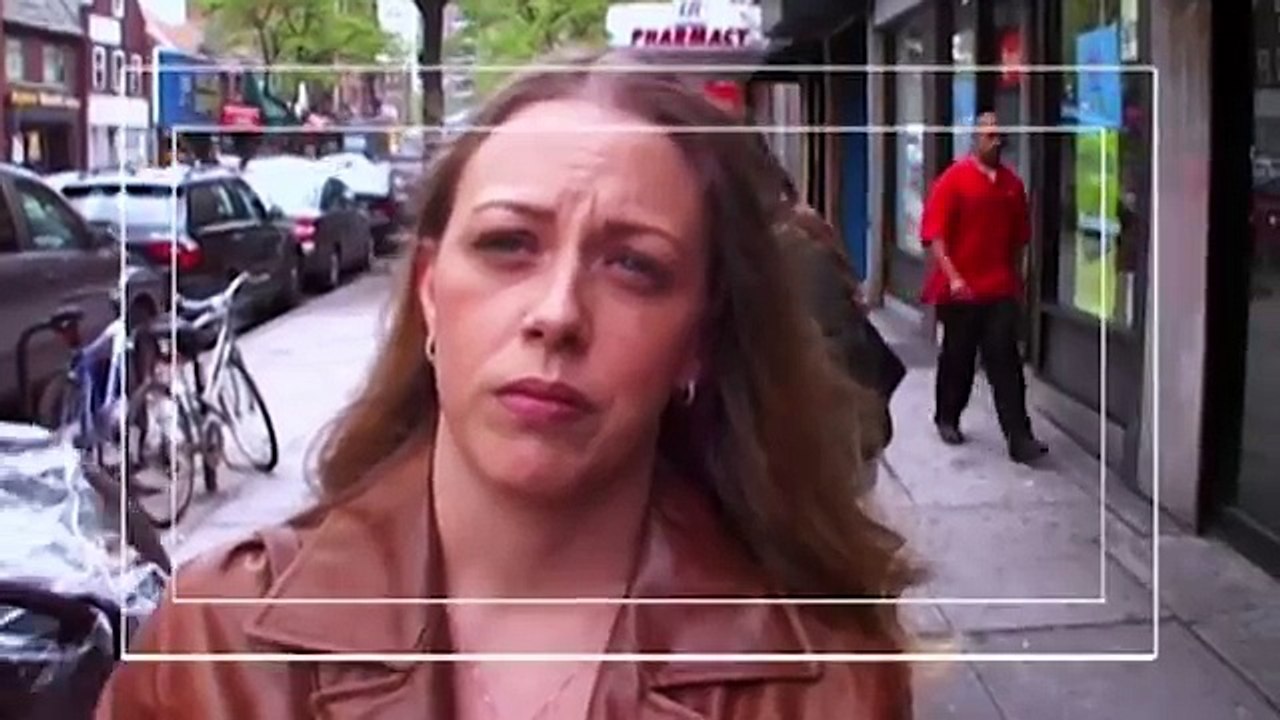 Chef EATS POPCORN While Watching Video of Himself Get Insulted! | Kitchen Nightmares