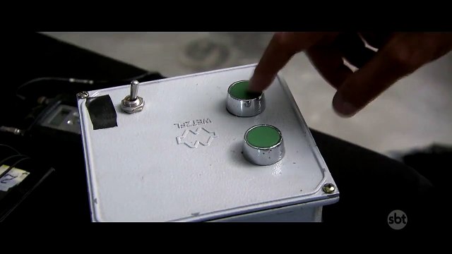 Pegadinha - Menina Fantasma no Necrotério