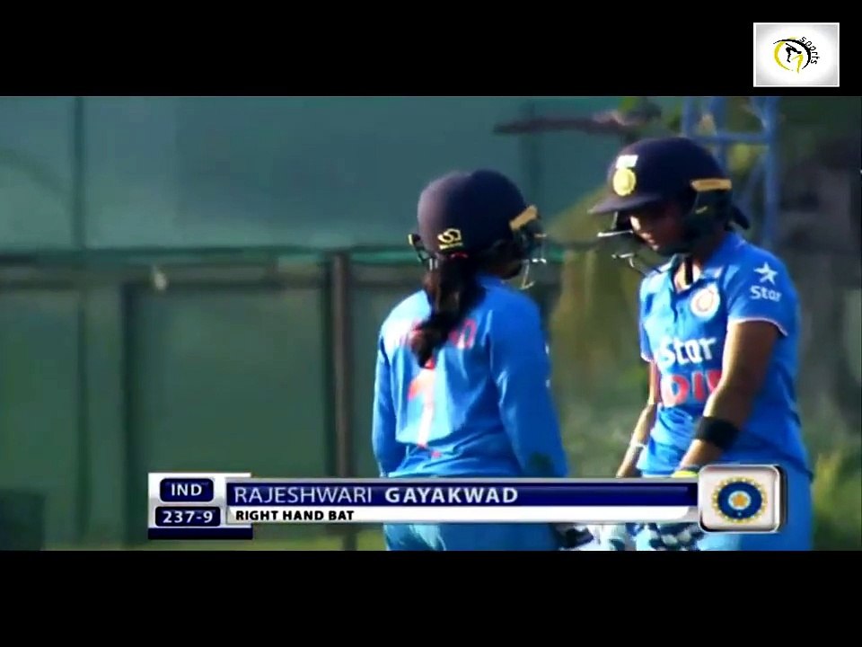 harmanpreet kaur Last over