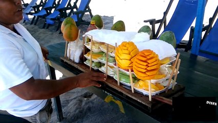 Playa de Miramar en Manzanillo, Colima. México.