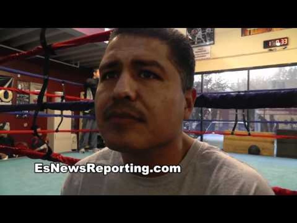 Robert Garcia: talks freddie roach answers fan mail