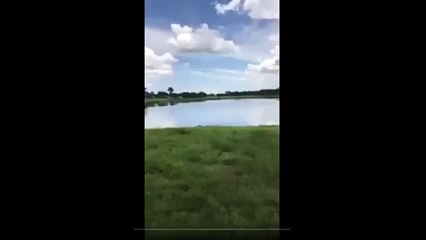 Burri mbytet në liqen, adoleshentët e filmojnë dhe qeshin, por reagimi i policisë i habit të gjithë