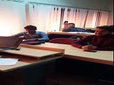 Student Singing “Aaj Parhane Ki Zid Na Karo” in Front of Teacher in Pakistan’s Private University - YouTube