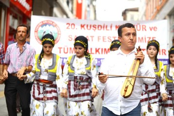Kemençe, Horon ve Kuş Dili Ile Festivale Davet Ettiler