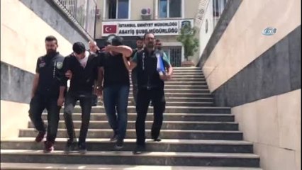 Aracın Önünü Kesip, Yaklaşık 1 Milyon Dolar Çalan Zanlılar Yakalandı