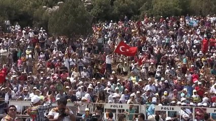 Başbakan Yıldırım: "Cumhurbaşkanımızı Şehit Etmeye Gelenlere En Güzel Dersi Sizler Verdiniz.