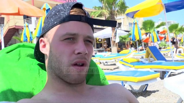 Turistët kthehen në Kos. Pas tërmetit, rinis jeta në ishull - Top Channel Albania - News - Lajme