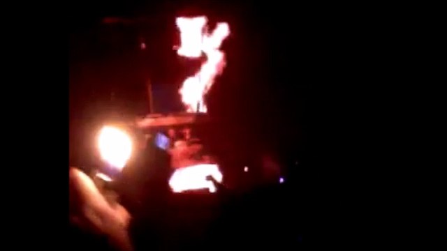 Muse - Forced In, Lyon Halle Tony Garnier, 12/11/2006