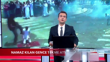 Namaz Kılan Gence Tekme Attılar