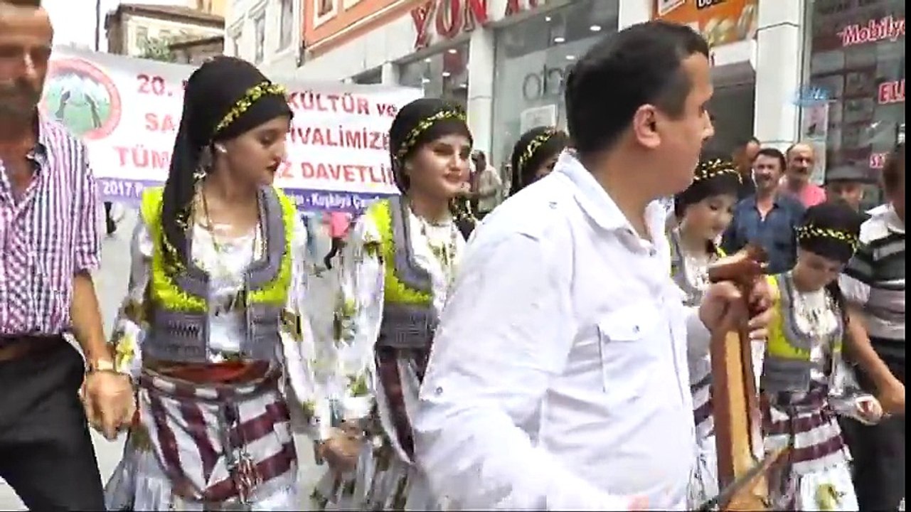 Kemençe, Horon ve Kuş Dili İle Festivale Davet Ettiler