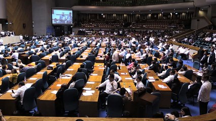 Philippines to extend martial law in south until year end