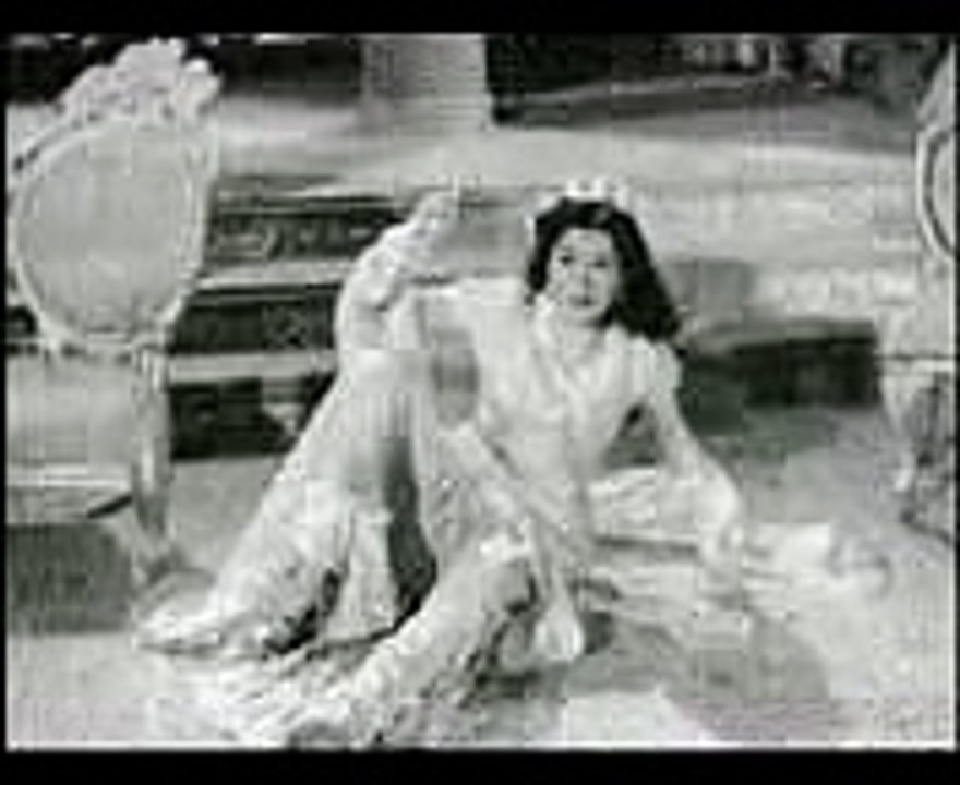 Unse  Pyar Ho Gaya Dil Mera Khogaya Dil Unka Khogaya..