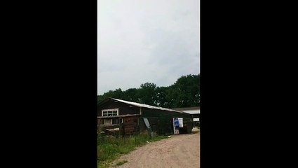 Des Imbéciles qui jouent avec des explosifs !!