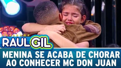 Menina se acaba de chorar ao conhecer MC Don Juan