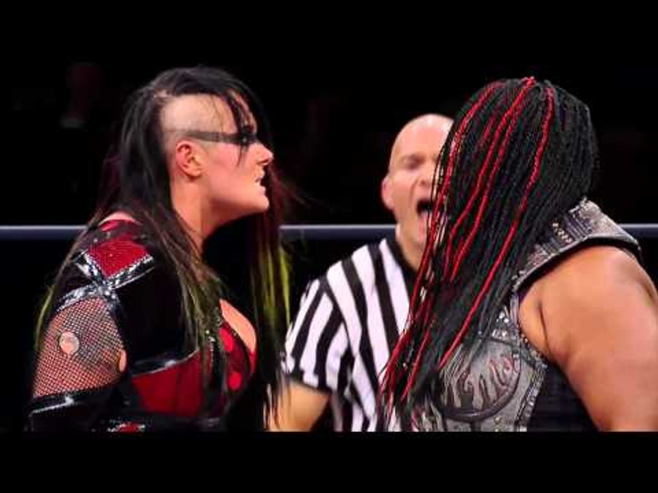 Awesome Kong Makes Her Return to IMPACT WRESTLING   (Jan 7, 2015)
