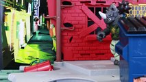 Teenage Mutant Ninja Turtles Out of the Shadows Attacked by Giant Bebop in Turtle Tical