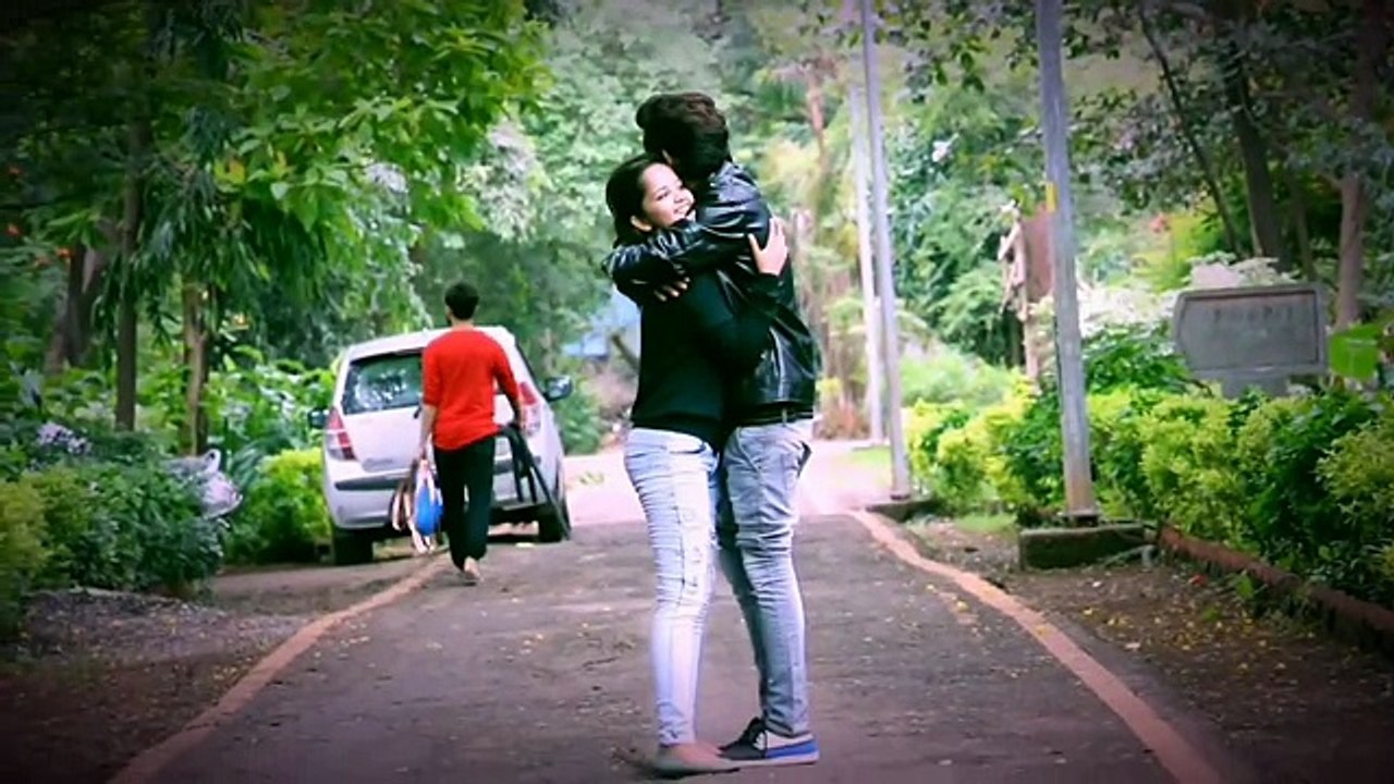 Mere Rashke Qamar...