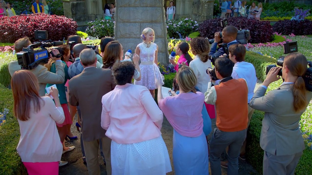 Trailer #1 - Descendants 2