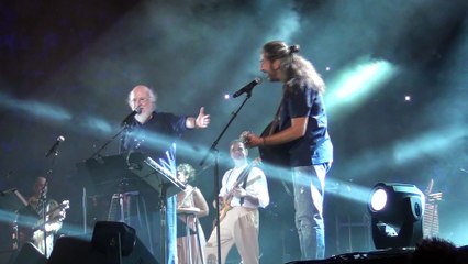 Γιάννης Χαρούλης & Διονύσης Σαββόπουλος ~ Ζεϊμπέκικο {Μ' αεροπλάνα και βαπόρια}