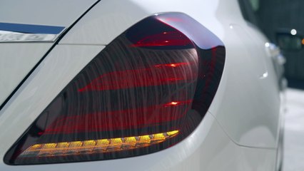 Mercedes-Benz S 560 Design in Diamond white bright