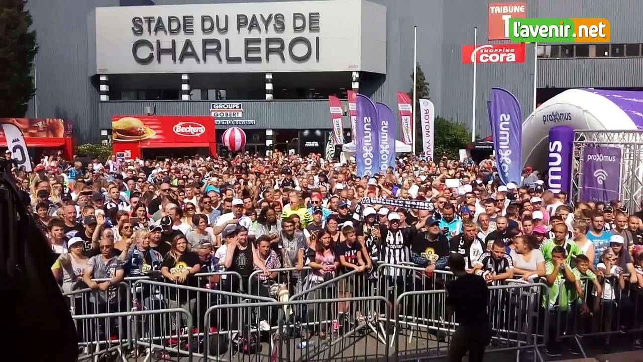 Des milliers de chasseurs au Sporting de Charleroi