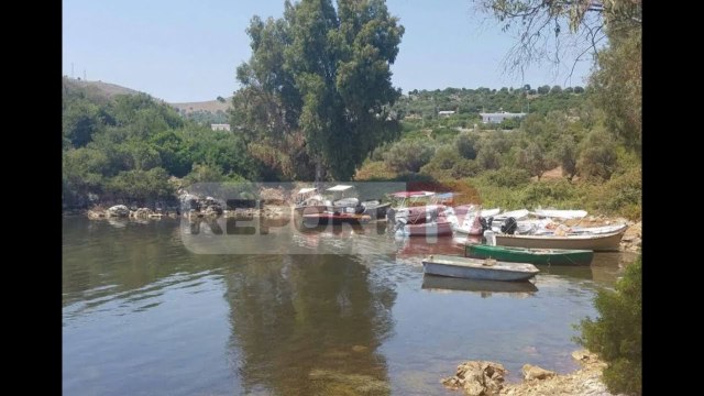 Report TV - Vdekja e turistes,policia bllokon 65 skafe e motora uji në Ksamil