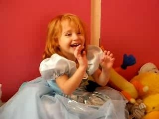 Loriane chante une comptine