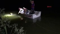 Bilecik - Otomobil Sakarya Nehri'ne Uçtu: 3 Ölü