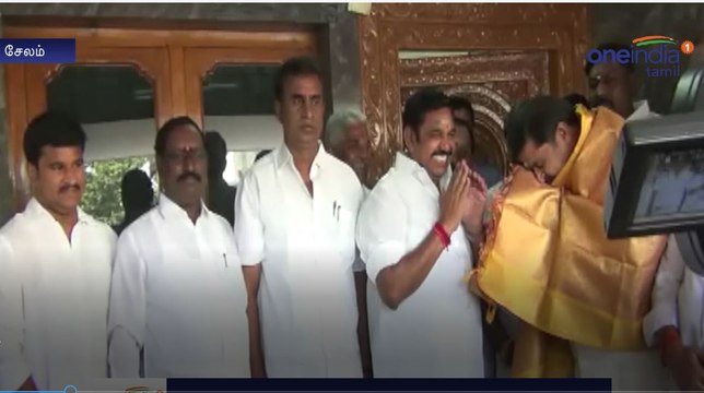 MLA V C Arukutty Joins in ADMK Amma Party-Oneindia Tamil
