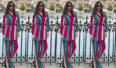 Priyanka Chopra & Malaika Arora rock Stripes